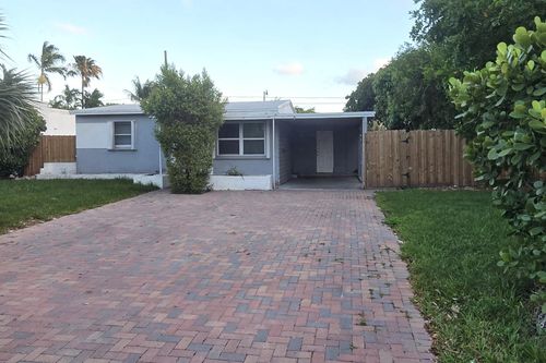 1512 Ne 28th St, Pompano Beach, FL, 33064-6820 | Card Image