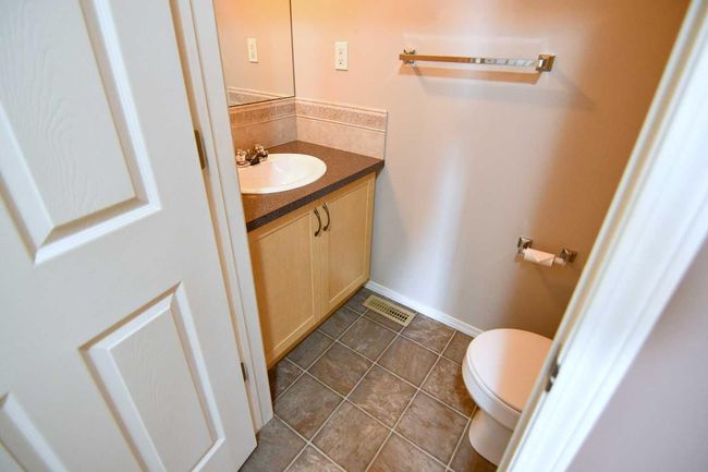 49 Prairie Ridge Close, Townhouse with 2 bedrooms, 2 bathrooms and 3 parking in Blackfalds AB | Image 27