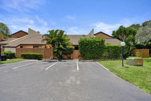 3810 Nw 77th Ave, Hollywood, FL, 33024-8429 | Card Image