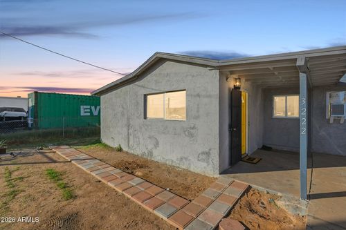 3222 W Yuma St, Phoenix, AZ, 85009-6202 | Card Image