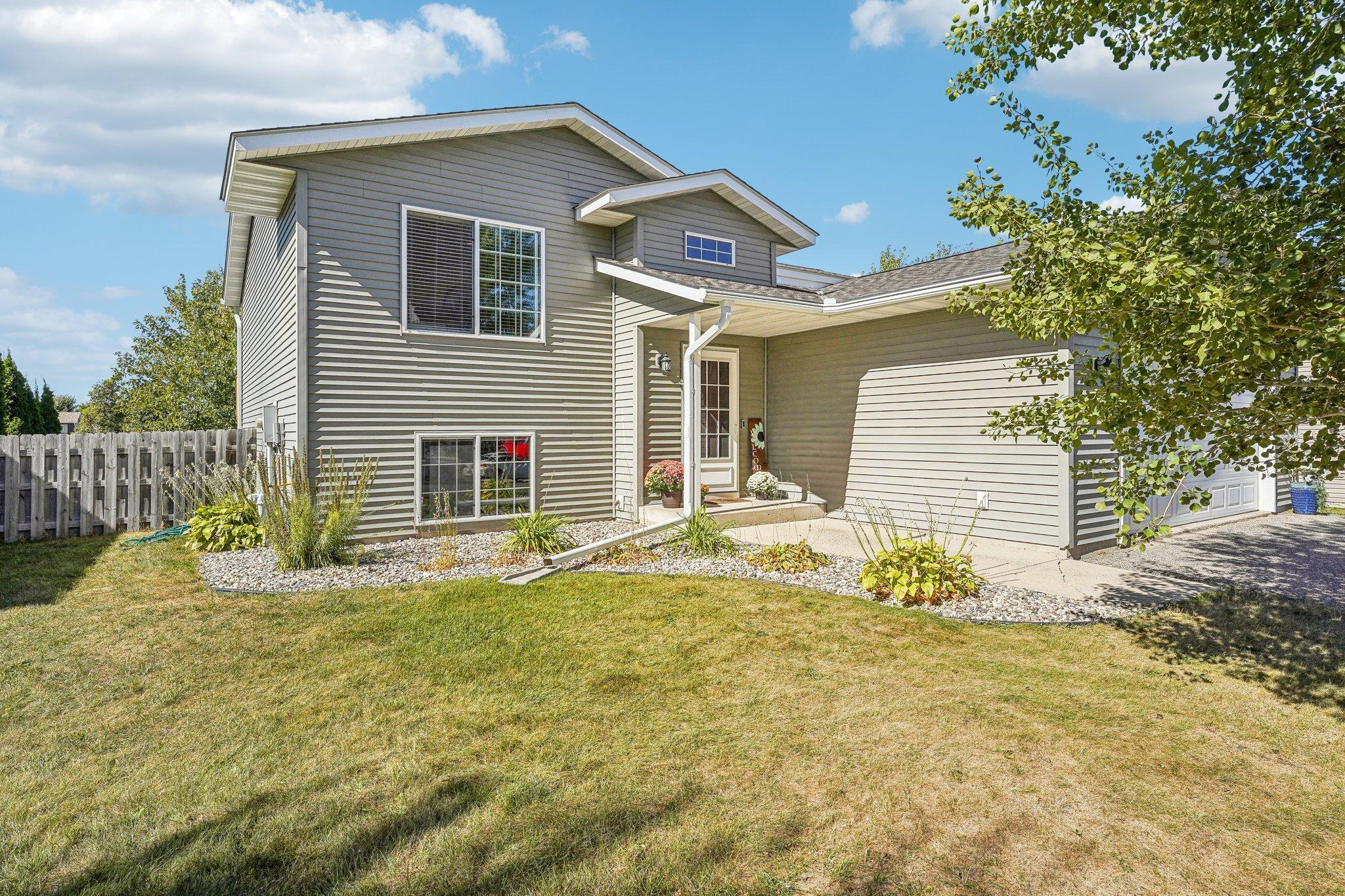 Texas Ave, Hutchinson, MN 55350