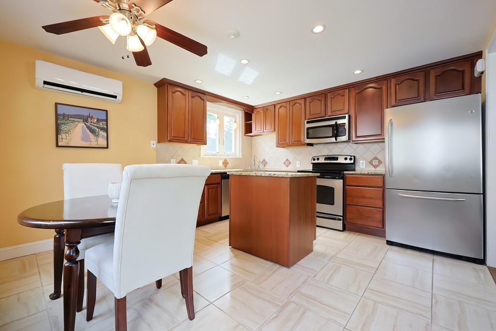 Magnolia St, Framingham, MA 01701