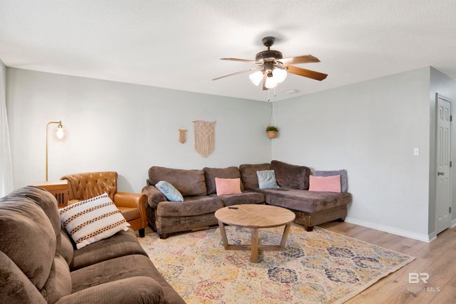 Living Room | Image 8