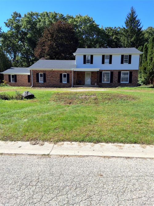 2156 Pear Tree Ln, Oakland, MI, 48363-2936 | Card Image