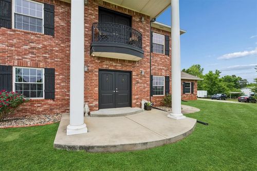 220 Bobby Mankin Drive, Choctaw, OK, 73020 | Card Image