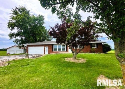 279 Athensville Rd, Roodhouse, IL, 62082-2001 | Card Image