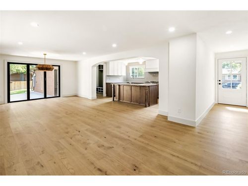 6001 E Cedar Ave, Denver, CO, 80224-1015 | Card Image