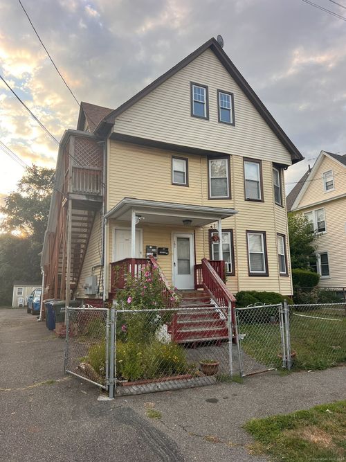 3rd-105 Summerfield Ave, Bridgeport, CT, 06610-2928 | Card Image