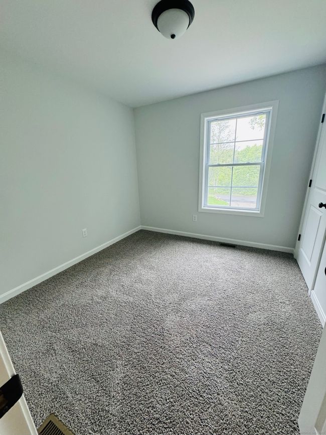 113 Reilly Rd, House other with 4 bedrooms, 3 bathrooms and null parking in Hampton CT | Image 10