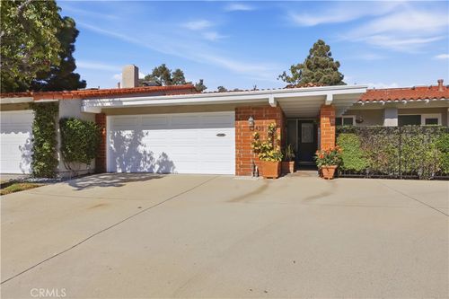 438 Vista Parada, Newport Beach, CA, 92660 | Card Image