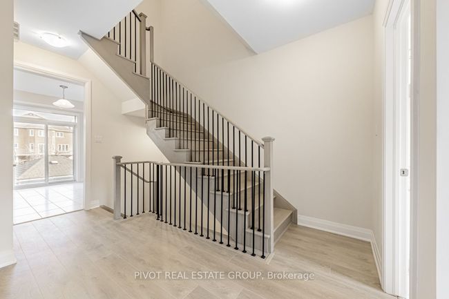 21 Kennisis Way, House attached with 3 bedrooms, 3 bathrooms and 1 parking in Vaughan ON | Image 4