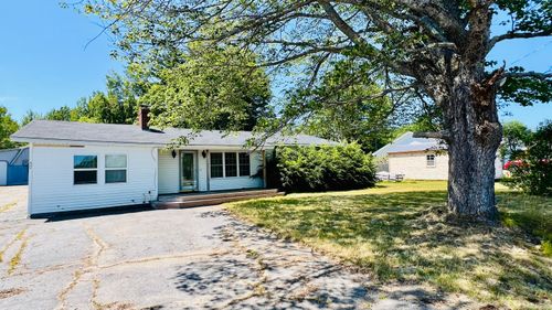 50 River Rd, Howland, ME, 04448-3750 | Card Image