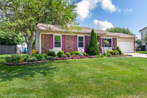 23568 Cranbrooke Dr, Novi, MI, 48375-3711 | Card Image