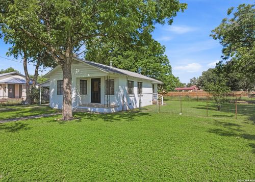 705 Florence St, Castroville, TX, 78009-4031 | Card Image