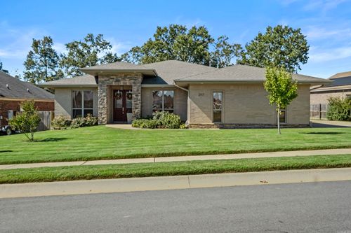 2117 Ingleside Dr, Sherwood, AR, 72120-8058 | Card Image