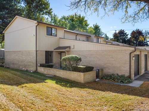 26910 W 12 Mile Rd, Southfield, MI, 48034-1555 | Card Image