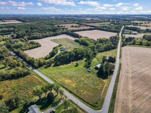 4432 Old Stage Road, Rutland, WI, 53521 | Card Image