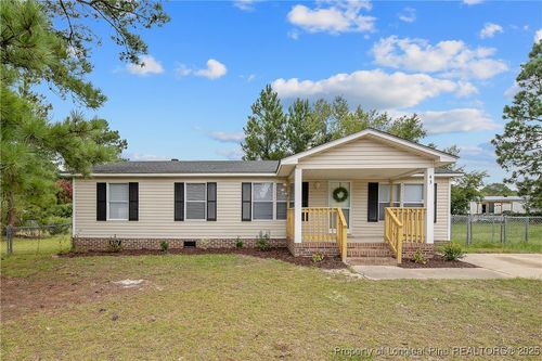 43 Columbus Ct, Spring Lake, NC, 28390-7426 | Card Image