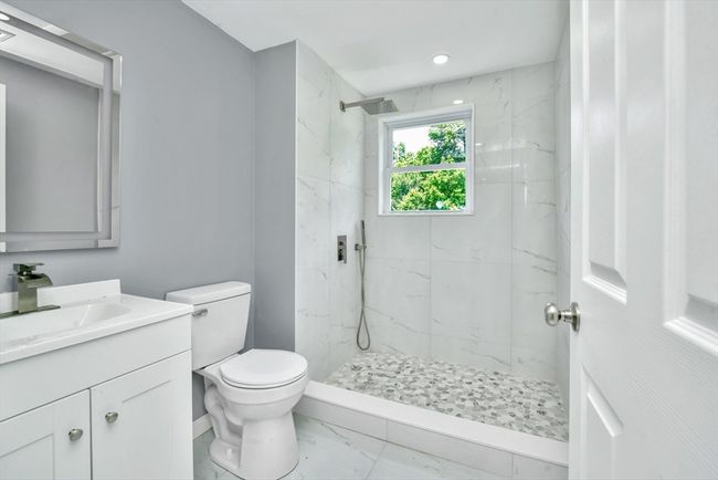 87 Summer St, House other with 4 bedrooms, 3 bathrooms and 6 parking in Abington MA | Image 28