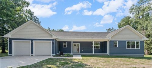 3200 Weidemann Dr, Clarkston, MI, 48348-1254 | Card Image