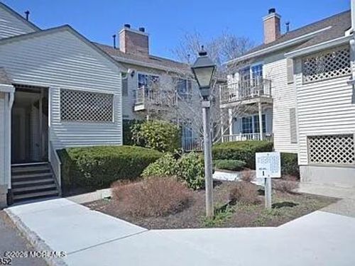 24 Springvalley Blvd, Basking Ridge, NJ, 07920-3105 | Card Image