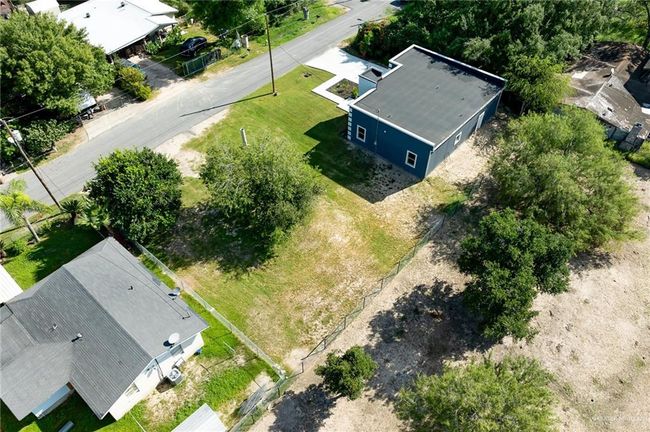 2313 Champion Ave, House other with 3 bedrooms, 2 bathrooms and null parking in Donna TX | Image 17