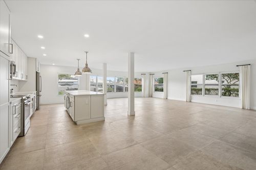 106-5100 Bayview Dr, Fort Lauderdale, FL, 33308-3400 | Card Image