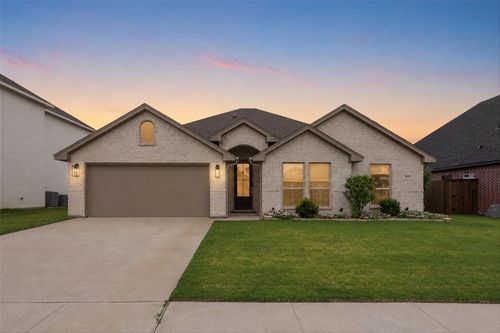 6921 Trail Rock Dr, Benbrook, TX, 76126-5016 | Card Image