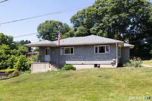 115 Hauser St, Waterbury, CT, 06704-2655 | Card Image