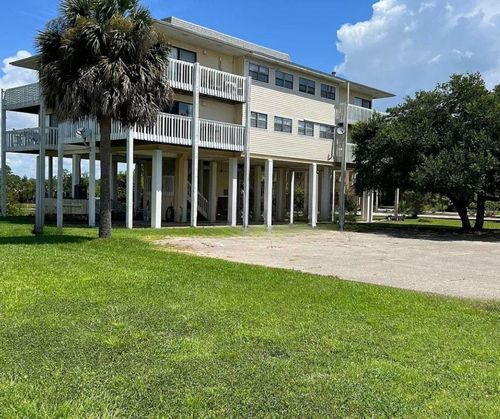 apt-3-36 Sea Breeze Dr, Crawfordville, FL, 32327-4677 | Card Image