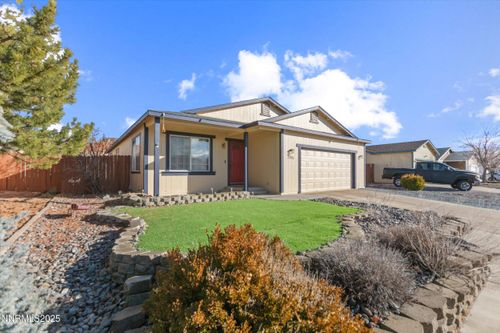 7351 Rubens Ct, Sun Valley, NV, 89433-6671 | Card Image