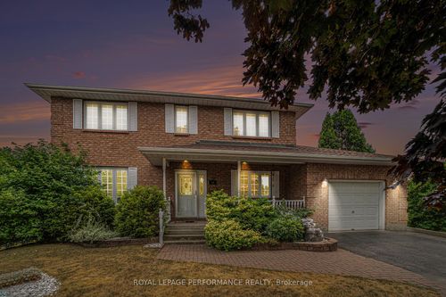 60 Hickory St, Ingleside, ON, K0C1M0 | Card Image