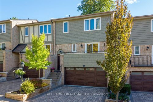 90 Quail Valley Cres, Thornhill, ON, L3T4R1 | Card Image