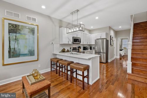 2202 E Chase St, BALTIMORE, MD, 21213-3407 | Card Image