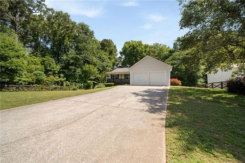 921 Pace Rd, hiram, GA, 30141-2160 | Card Image