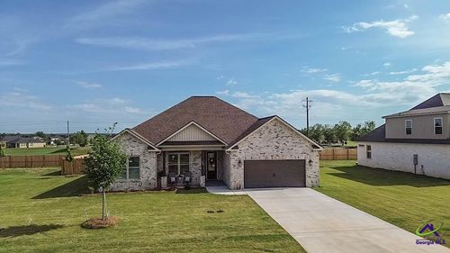 202 Farmland Cir, Perry, GA, 31069-7533 | Card Image