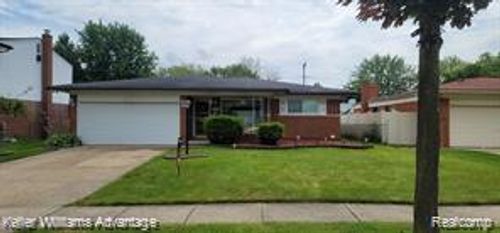 11170 Grenada Dr, Sterling Heights, MI, 48312-4954 | Card Image