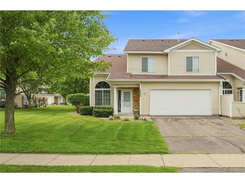 2206 Foxglove Way, Hudson, WI, 54016-8095 | Card Image