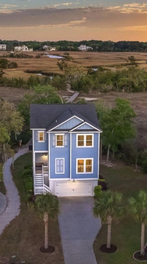 808 Forrest Dr, Daniel Island, SC, 29492-8667 | Card Image