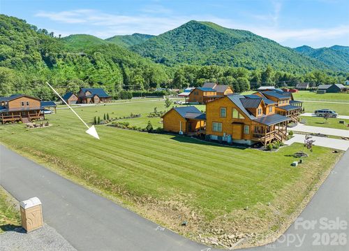 12 Mari Place, Maggie Valley, NC, 28751 | Card Image
