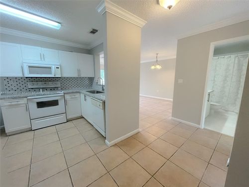apt-202-15731 Sw 137th Ave, Miami, FL, 33177-1291 | Card Image