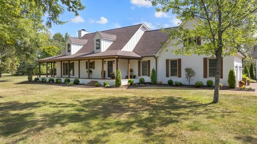 9597 Link Rd, Christiana, TN, 37037-5205 | Card Image