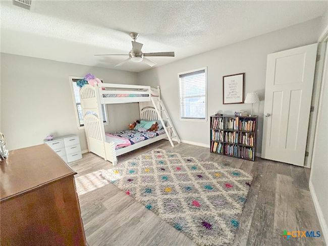 912 N Avenue G, House other with 4 bedrooms, 3 bathrooms and null parking in Shiner TX | Image 17