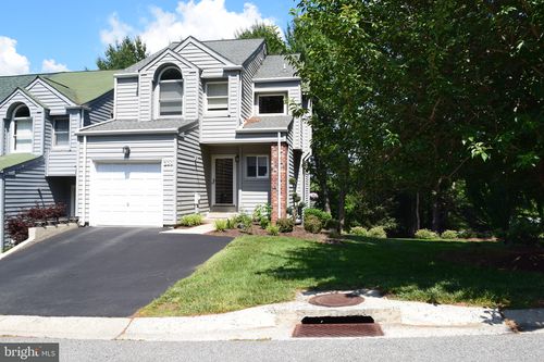 300 Pleasant Knoll Ct, NEWARK, DE, 19711-3432 | Card Image