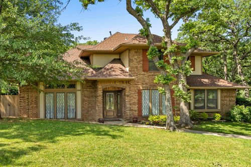 1355 Melody Ln, Keller, TX, 76262-7904 | Card Image