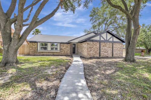 3727 Sunshine Ln, Pasadena, TX, 77505-3235 | Card Image