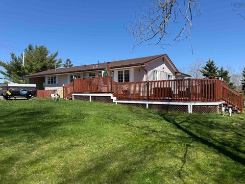 39 Fletcher Lane, Brooklyn, NS, B0N1L0 | Card Image