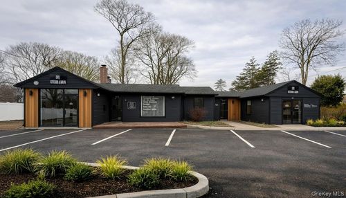 218 Ronkonkoma Ave, Ronkonkoma, NY, 11779-3363 | Card Image