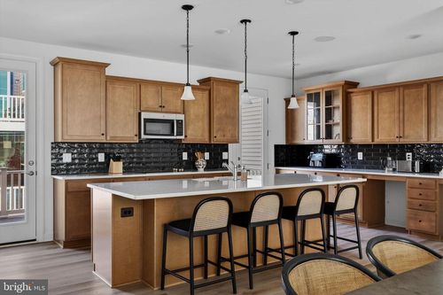 4991 Longmire Way, CHANTILLY, VA, 20151-2557 | Card Image