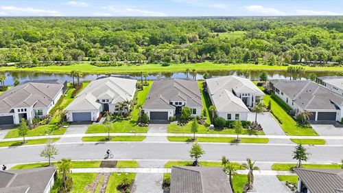 9221 Bernini Pl, Sarasota, FL, 34240-2538 | Card Image